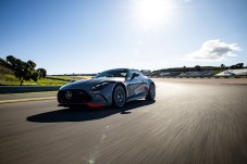 Conduzir um Mercedes AMG GT 63 2 voltas + 1 volta em co-piloto