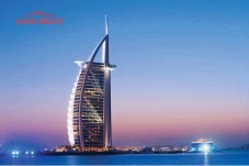Marina Skyline Boat Tour in Dubai - 60 Minutes