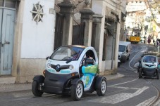 Discovery Tour in Lisbon City Center with GPS Guide (3 hours)