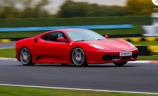 Jazda Ferrari F430 na Torze (3 Okrążenia)